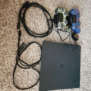 Playstation 4 Slim Bundle